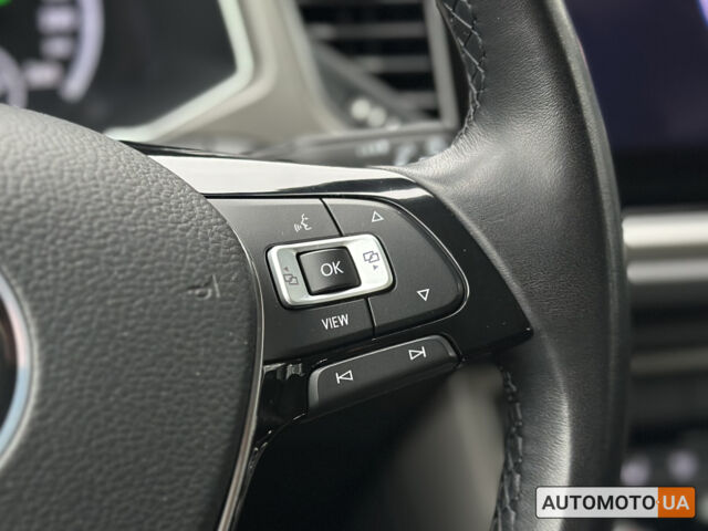 Синий Фольксваген Ти-Рок, объемом двигателя 1.5 л и пробегом 96 тыс. км за 23300 $, фото 20 на Automoto.ua