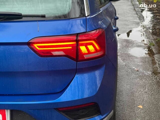 Синий Фольксваген Ти-Рок, объемом двигателя 1.5 л и пробегом 120 тыс. км за 21490 $, фото 10 на Automoto.ua