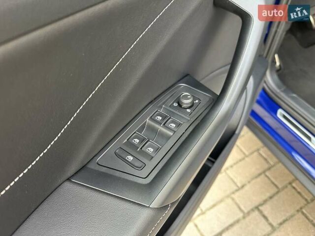 Синий Фольксваген Ти-Рок, объемом двигателя 1.5 л и пробегом 17 тыс. км за 28900 $, фото 50 на Automoto.ua