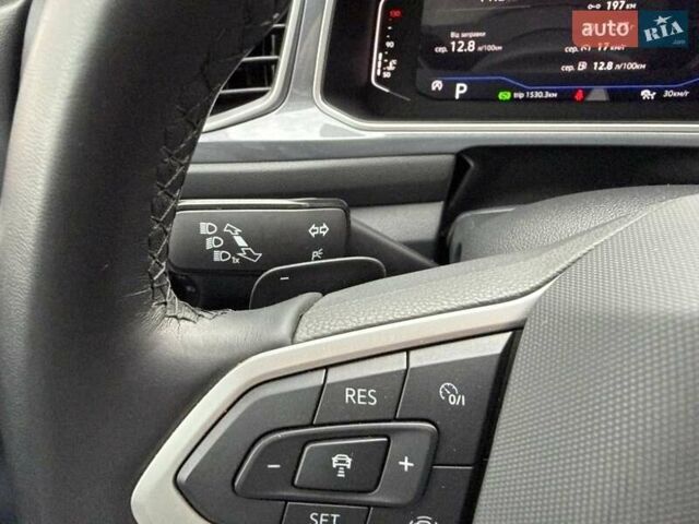 Синий Фольксваген Ти-Рок, объемом двигателя 1.5 л и пробегом 11 тыс. км за 26000 $, фото 27 на Automoto.ua