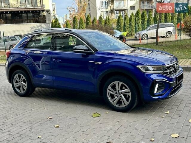 Синий Фольксваген Ти-Рок, объемом двигателя 1.5 л и пробегом 17 тыс. км за 28900 $, фото 20 на Automoto.ua