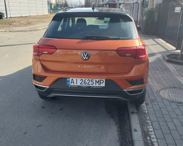 Фольксваген Ти-Рок 2020 в Киеве на Automoto.ua Оранжевый Фольксваген Ти-Рок, объемом двигателя 1.5 л и пробегом 49 тыс. км за 21300 $, фото 2 на Automoto.ua