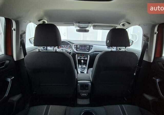 Фольксваген Ти-Рок 2020 в Киеве на Automoto.ua Оранжевый Фольксваген Ти-Рок, объемом двигателя 1.5 л и пробегом 85 тыс. км за 20000 $, фото 11 на Automoto.ua