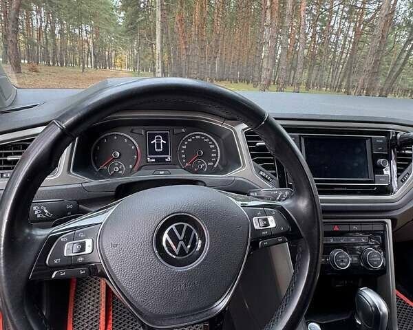 Оранжевый Фольксваген Ти-Рок, объемом двигателя 1.5 л и пробегом 33 тыс. км за 23000 $, фото 5 на Automoto.ua