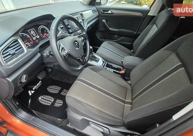 Фольксваген Ти-Рок 2020 в Киеве на Automoto.ua Оранжевый Фольксваген Ти-Рок, объемом двигателя 1.5 л и пробегом 85 тыс. км за 20000 $, фото 6 на Automoto.ua