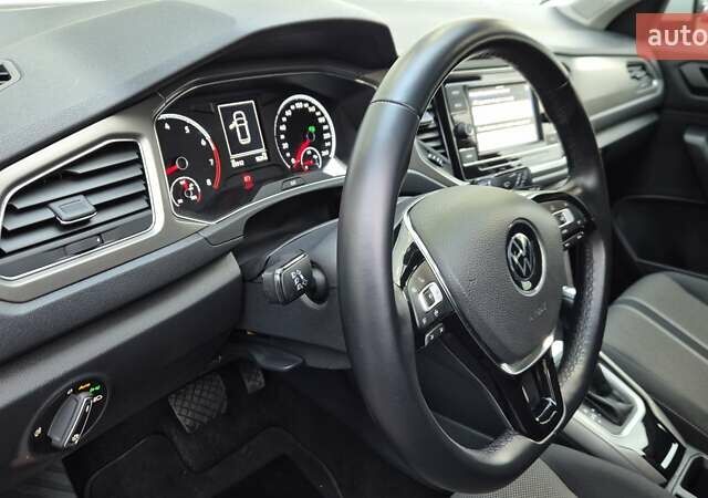 Фольксваген Ти-Рок 2020 в Киеве на Automoto.ua Оранжевый Фольксваген Ти-Рок, объемом двигателя 1.5 л и пробегом 85 тыс. км за 20000 $, фото 26 на Automoto.ua