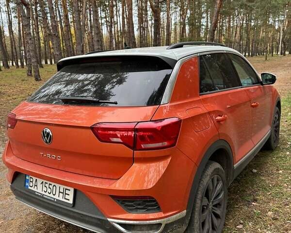Оранжевый Фольксваген Ти-Рок, объемом двигателя 1.5 л и пробегом 33 тыс. км за 23000 $, фото 3 на Automoto.ua