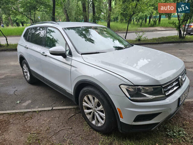 Фольксваген Taigun, об'ємом двигуна 2 л та пробігом 120 тис. км за 16999 $, фото 1 на Automoto.ua