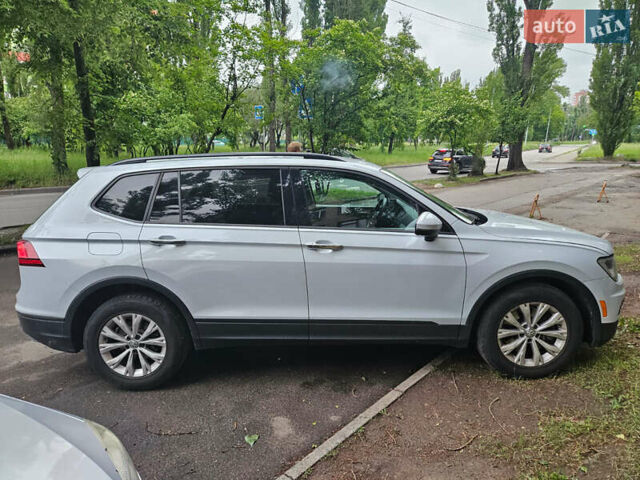 Фольксваген Taigun, об'ємом двигуна 2 л та пробігом 120 тис. км за 16999 $, фото 2 на Automoto.ua