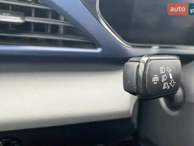 Белый Фольксваген Таос, объемом двигателя 1.5 л и пробегом 49 тыс. км за 21000 $, фото 14 на Automoto.ua