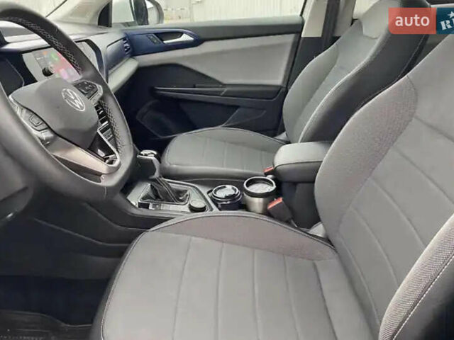 Белый Фольксваген Таос, объемом двигателя 1.5 л и пробегом 49 тыс. км за 21000 $, фото 17 на Automoto.ua