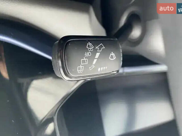 Белый Фольксваген Таос, объемом двигателя 1.5 л и пробегом 49 тыс. км за 21000 $, фото 15 на Automoto.ua