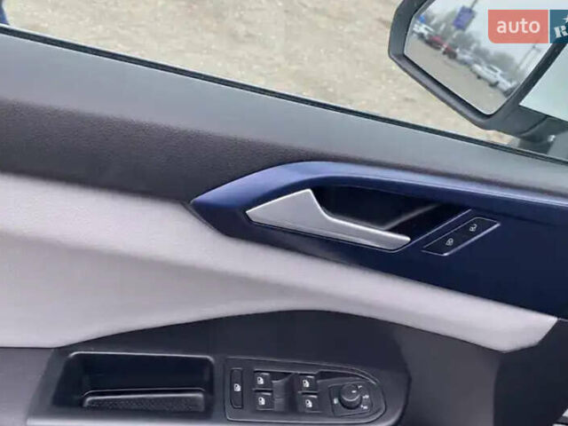 Белый Фольксваген Таос, объемом двигателя 1.5 л и пробегом 49 тыс. км за 21000 $, фото 10 на Automoto.ua