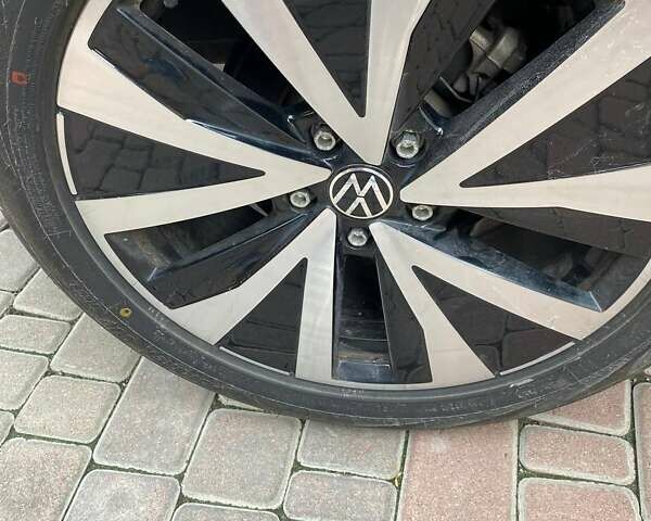 Черный Фольксваген Таос, объемом двигателя 1.5 л и пробегом 74 тыс. км за 17300 $, фото 14 на Automoto.ua