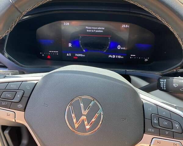 Черный Фольксваген Таос, объемом двигателя 1.5 л и пробегом 74 тыс. км за 17300 $, фото 15 на Automoto.ua