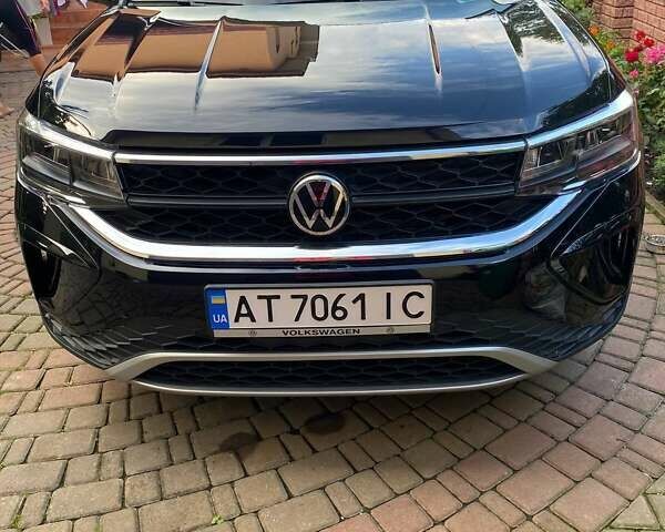 Черный Фольксваген Таос, объемом двигателя 1.5 л и пробегом 74 тыс. км за 17300 $, фото 1 на Automoto.ua