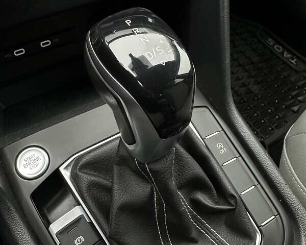 Черный Фольксваген Таос, объемом двигателя 1.5 л и пробегом 55 тыс. км за 19500 $, фото 35 на Automoto.ua