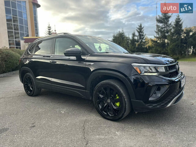 Черный Фольксваген Таос, объемом двигателя 1.5 л и пробегом 77 тыс. км за 18800 $, фото 1 на Automoto.ua