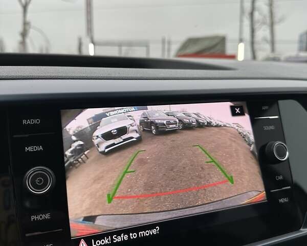 Черный Фольксваген Таос, объемом двигателя 1.5 л и пробегом 55 тыс. км за 19500 $, фото 40 на Automoto.ua