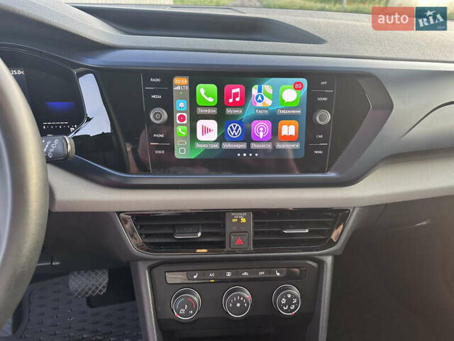 Черный Фольксваген Таос, объемом двигателя 1.5 л и пробегом 77 тыс. км за 18800 $, фото 49 на Automoto.ua