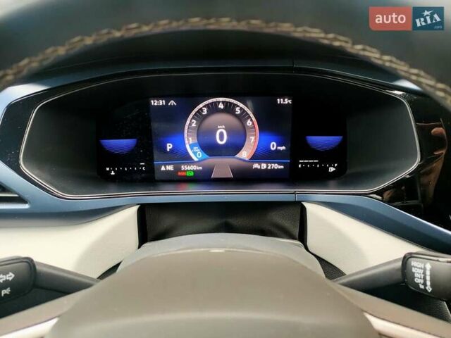 Черный Фольксваген Таос, объемом двигателя 1.5 л и пробегом 55 тыс. км за 20500 $, фото 12 на Automoto.ua