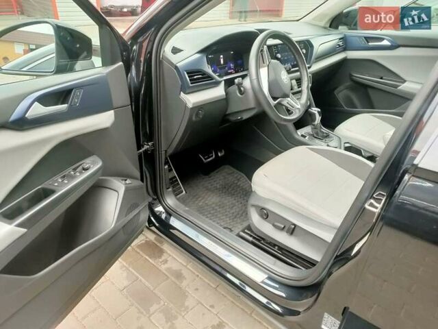 Черный Фольксваген Таос, объемом двигателя 1.5 л и пробегом 55 тыс. км за 20500 $, фото 1 на Automoto.ua