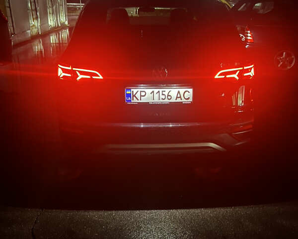 Черный Фольксваген Таос, объемом двигателя 1.5 л и пробегом 57 тыс. км за 22000 $, фото 16 на Automoto.ua