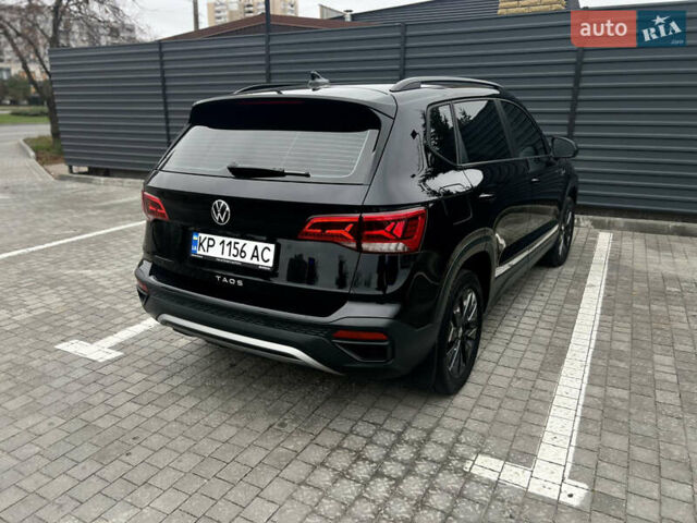 Черный Фольксваген Таос, объемом двигателя 1.5 л и пробегом 57 тыс. км за 22000 $, фото 6 на Automoto.ua