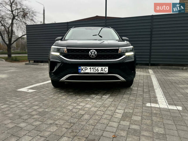 Черный Фольксваген Таос, объемом двигателя 1.5 л и пробегом 57 тыс. км за 22000 $, фото 1 на Automoto.ua