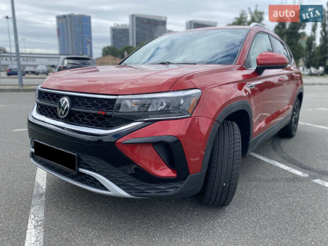 Червоний Фольксваген Таос, об'ємом двигуна 1.5 л та пробігом 92 тис. км за 19000 $, фото 2 на Automoto.ua