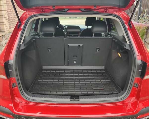 Красный Фольксваген Таос, объемом двигателя 1.5 л и пробегом 77 тыс. км за 19800 $, фото 11 на Automoto.ua