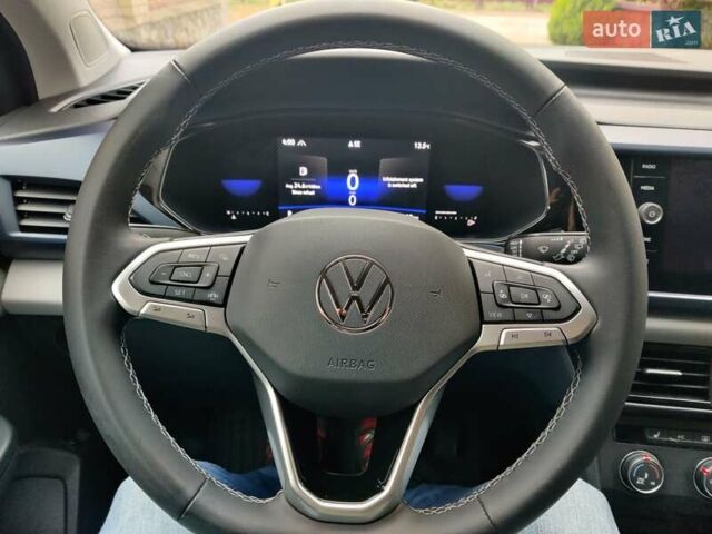 Красный Фольксваген Таос, объемом двигателя 1.5 л и пробегом 77 тыс. км за 19800 $, фото 2 на Automoto.ua