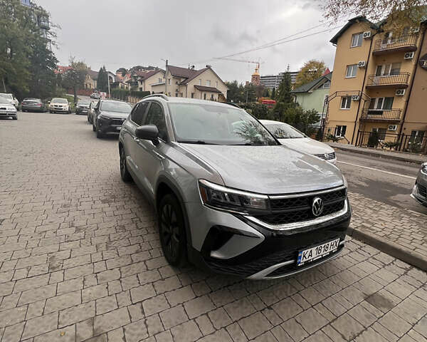 Сірий Фольксваген Таос, об'ємом двигуна 1.5 л та пробігом 78 тис. км за 18900 $, фото 10 на Automoto.ua