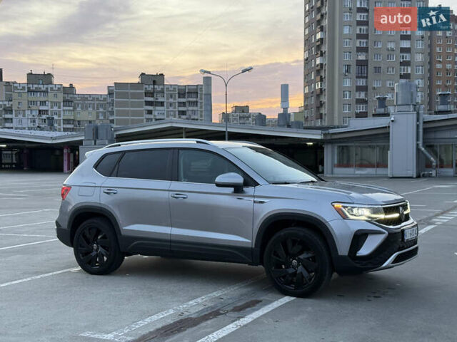 Серый Фольксваген Таос, объемом двигателя 1.5 л и пробегом 13 тыс. км за 25900 $, фото 19 на Automoto.ua