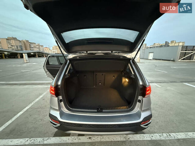 Серый Фольксваген Таос, объемом двигателя 1.5 л и пробегом 13 тыс. км за 25900 $, фото 76 на Automoto.ua