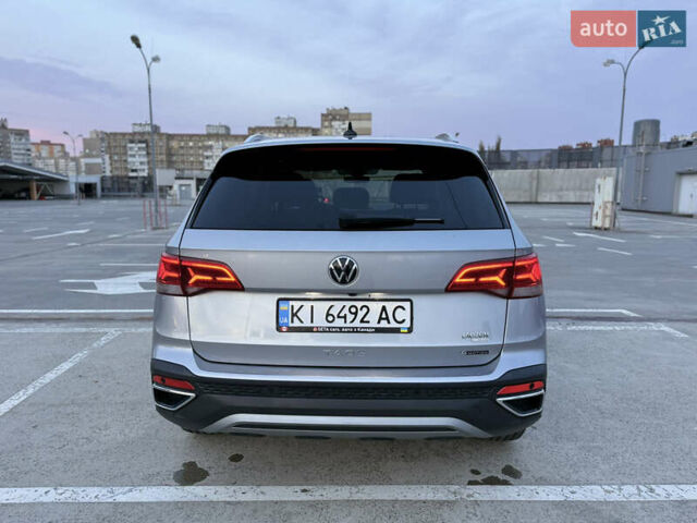 Серый Фольксваген Таос, объемом двигателя 1.5 л и пробегом 13 тыс. км за 25900 $, фото 10 на Automoto.ua