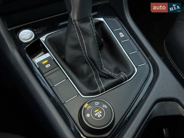 Серый Фольксваген Таос, объемом двигателя 1.5 л и пробегом 13 тыс. км за 25900 $, фото 53 на Automoto.ua