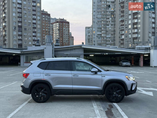 Серый Фольксваген Таос, объемом двигателя 1.5 л и пробегом 13 тыс. км за 25900 $, фото 20 на Automoto.ua