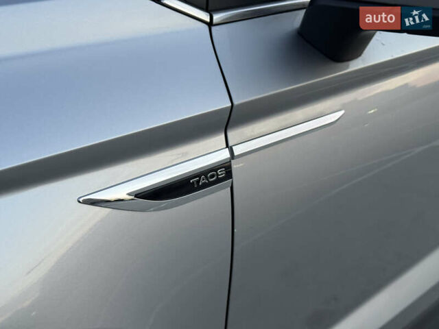 Серый Фольксваген Таос, объемом двигателя 1.5 л и пробегом 13 тыс. км за 25900 $, фото 38 на Automoto.ua