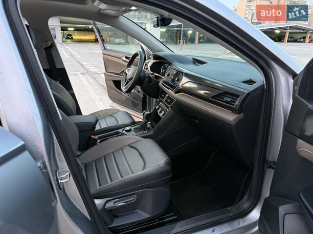 Серый Фольксваген Таос, объемом двигателя 1.5 л и пробегом 13 тыс. км за 25900 $, фото 66 на Automoto.ua