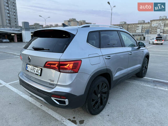 Серый Фольксваген Таос, объемом двигателя 1.5 л и пробегом 13 тыс. км за 25900 $, фото 11 на Automoto.ua