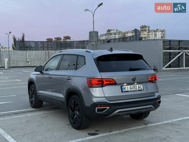 Серый Фольксваген Таос, объемом двигателя 1.5 л и пробегом 13 тыс. км за 25900 $, фото 24 на Automoto.ua