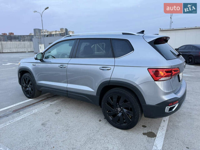 Серый Фольксваген Таос, объемом двигателя 1.5 л и пробегом 13 тыс. км за 25900 $, фото 8 на Automoto.ua