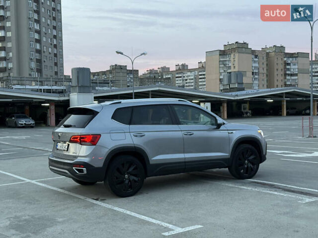 Серый Фольксваген Таос, объемом двигателя 1.5 л и пробегом 13 тыс. км за 25900 $, фото 21 на Automoto.ua