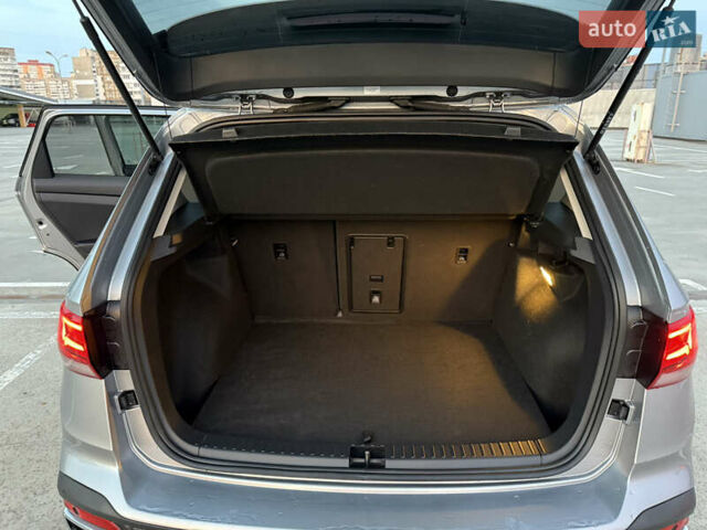 Серый Фольксваген Таос, объемом двигателя 1.5 л и пробегом 13 тыс. км за 25900 $, фото 75 на Automoto.ua