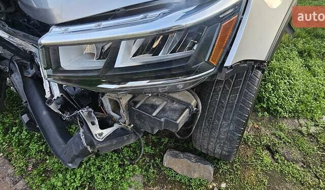 Серый Фольксваген Таос, объемом двигателя 1.5 л и пробегом 48 тыс. км за 9400 $, фото 5 на Automoto.ua