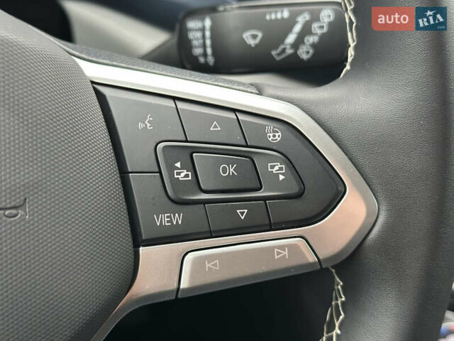 Синий Фольксваген Таос, объемом двигателя 1.5 л и пробегом 7 тыс. км за 22900 $, фото 30 на Automoto.ua