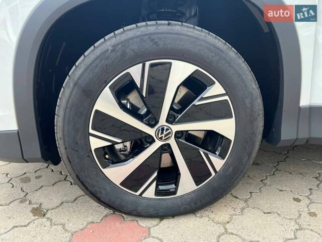 Фольксваген Tayron, объемом двигателя 2 л и пробегом 1 тыс. км за 46100 $, фото 4 на Automoto.ua