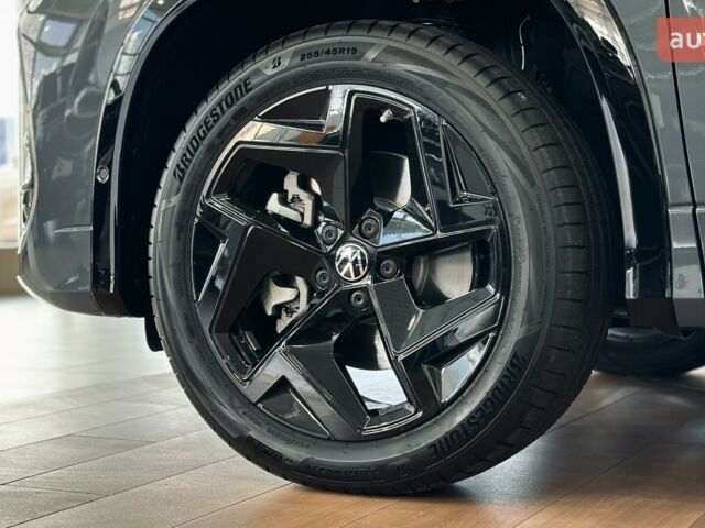 купить новое авто Фольксваген Tayron 2025 года от официального дилера Автодім Атлант на Вацлава Гавела Фольксваген фото