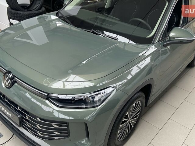 Фольксваген Tayron, объемом двигателя 1.97 л и пробегом 0 тыс. км за 52361 $, фото 2 на Automoto.ua